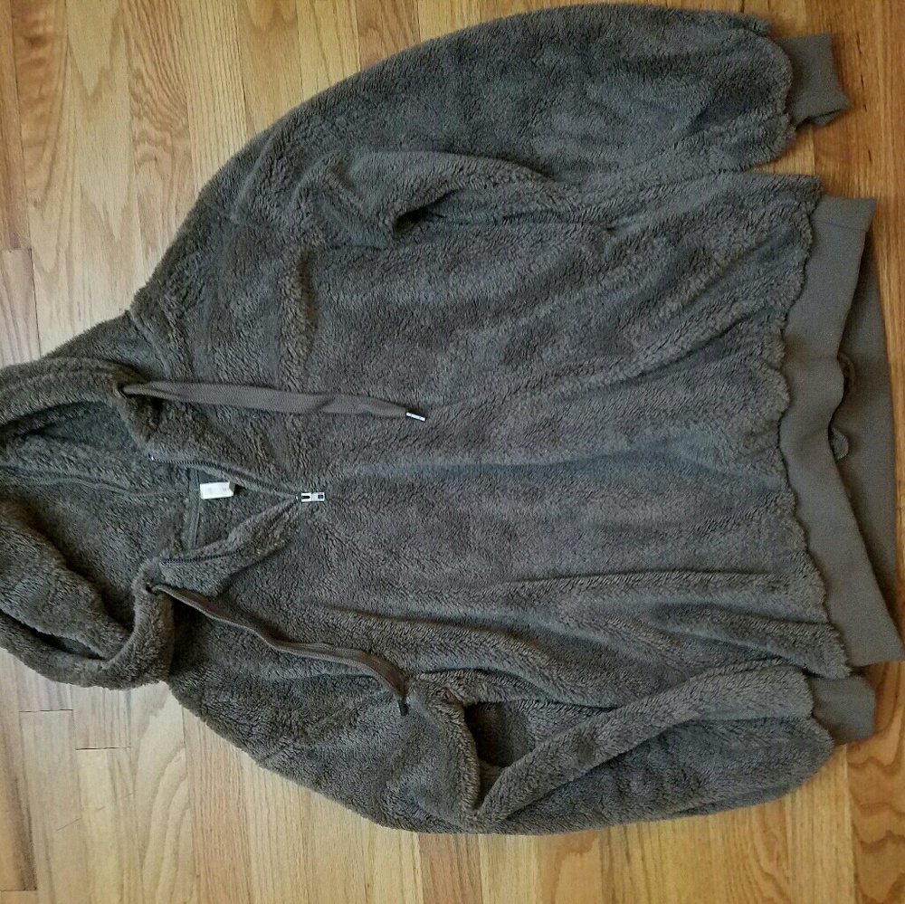 Fleece Half Zip Pullover
